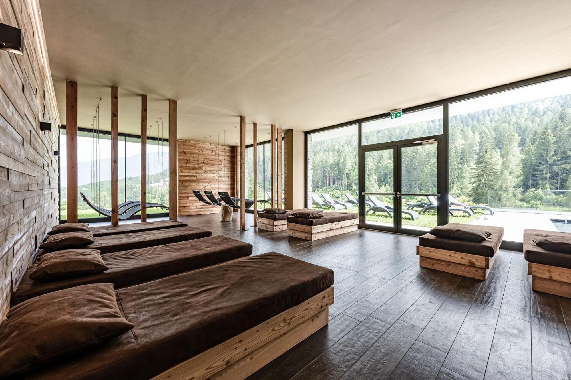 Gaia Residence Hotel Mezzana  Eksteriør billede